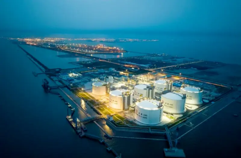 Ningkatake nganyari maneh fasilitas petrokimia lan kimia lawas